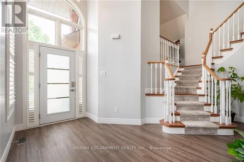 15 Pinecreek Road, Hamilton (Waterdown), ON - Indoor Photo Showing Other Room