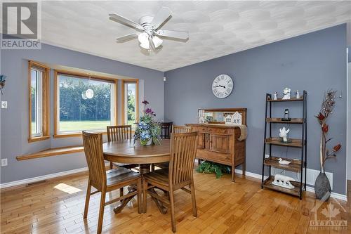 34009 Highway 41 Highway, Eganville, ON - Indoor Photo Showing Dining Room