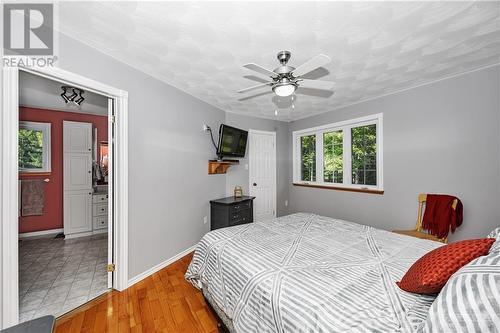 34009 Highway 41 Highway, Eganville, ON - Indoor Photo Showing Bedroom