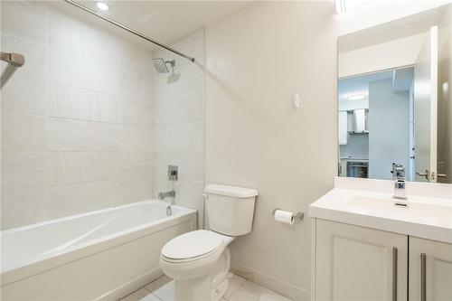 2087 Fairview Street|Unit #504, Burlington, ON - Indoor Photo Showing Bathroom