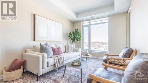 100 Roger Guindon Avenue Unit#404, Ottawa, ON - Indoor Photo Showing Living Room