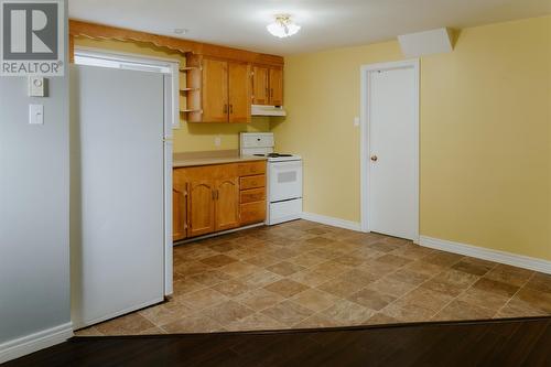 20 Rowsell Boulevard, Gander, NL - Indoor Photo Showing Kitchen