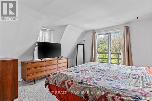 2083 Hollowview Road, Stirling-Rawdon, ON - Indoor Photo Showing Bedroom