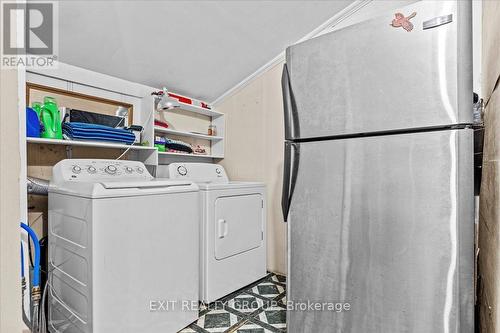 2083 Hollowview Road, Stirling-Rawdon, ON - Indoor Photo Showing Laundry Room