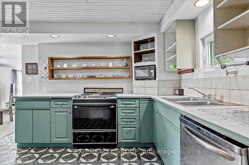 2083 Hollowview Road, Stirling-Rawdon, ON - Indoor Photo Showing Kitchen With Double Sink