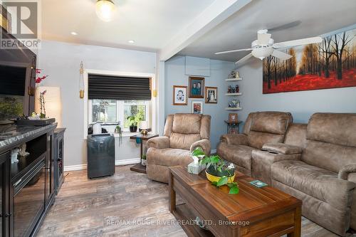 625 County Rd 38 Road E, Trent Hills (Campbellford), ON - Indoor Photo Showing Living Room