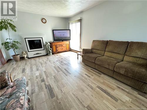 10040 144 Route, Saint-André, NB - Indoor Photo Showing Living Room