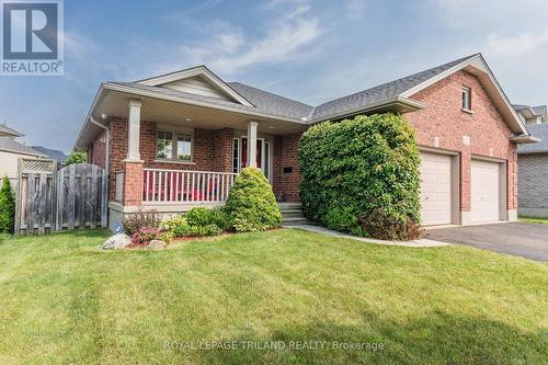 Brick Bungalow - 76 Shaw Boulevard, Central Elgin (Lynhurst), ON - Outdoor With Deck Patio Veranda With Facade