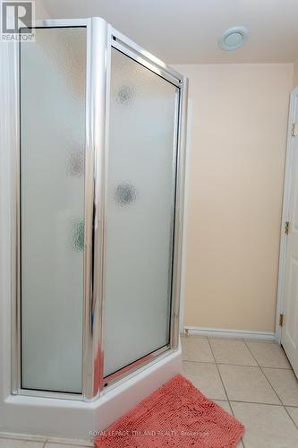 76 Shaw Boulevard, Central Elgin (Lynhurst), ON - Indoor Photo Showing Bathroom