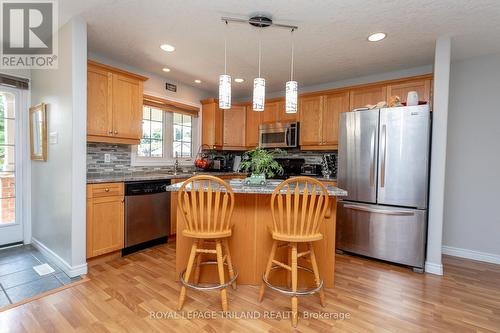 Kitchen with Island - 76 Shaw Boulevard, Central Elgin (Lynhurst), ON - Indoor Photo Showing Kitchen