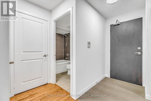 2205 - 5791 Yonge Street, Toronto (Newtonbrook East), ON - Indoor Photo Showing Other Room