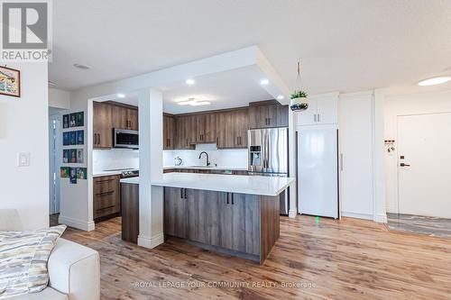 803 - 55 Bamburgh Circle, Toronto (Steeles), ON - Indoor Photo Showing Kitchen