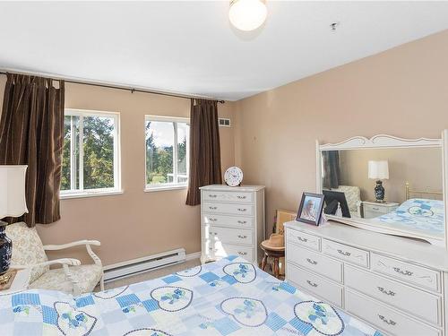 406-1685 Estevan Rd, Nanaimo, BC - Indoor Photo Showing Bedroom