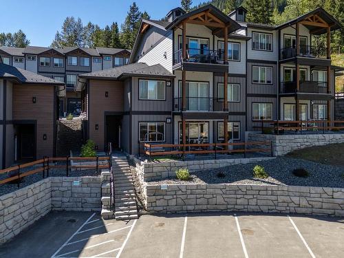 43-1240 Alpine Road, Sun Peaks, BC - Outdoor With Facade