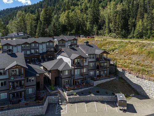 43-1240 Alpine Road, Sun Peaks, BC - Outdoor With Facade