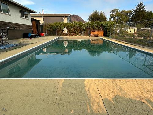 653 Sydney Ave, Kamloops, BC - Outdoor With In Ground Pool