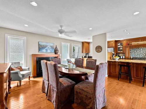 2015 High Country Blvd, Kamloops, BC - Indoor Photo Showing Dining Room