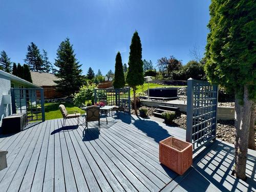 2015 High Country Blvd, Kamloops, BC - Outdoor With Deck Patio Veranda