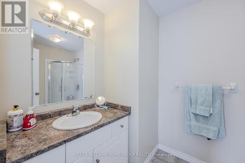 51 - 167 Arkell Road, Guelph (Pine Ridge), ON - Indoor Photo Showing Bathroom