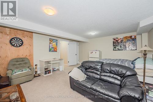 51 - 167 Arkell Road, Guelph (Pine Ridge), ON - Indoor