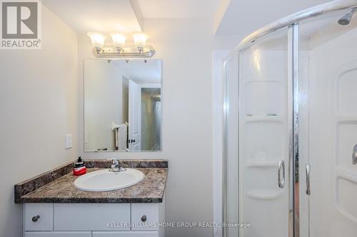 51 - 167 Arkell Road, Guelph (Pine Ridge), ON - Indoor Photo Showing Bathroom