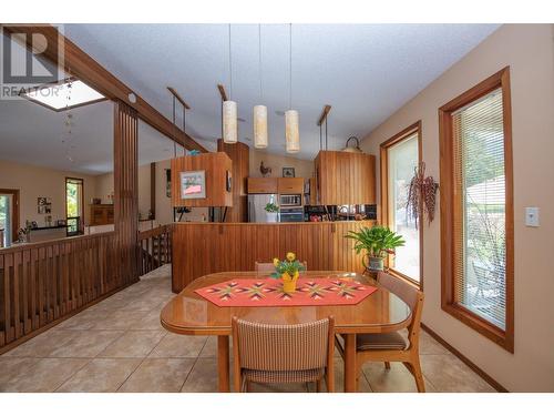 605 Larkspur, Vernon, BC - Indoor Photo Showing Dining Room