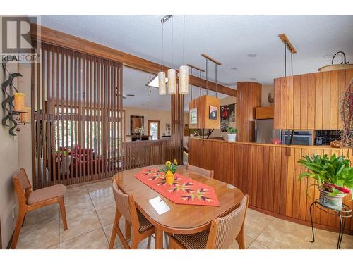 605 Larkspur, Vernon, BC - Indoor Photo Showing Dining Room