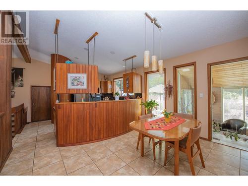 605 Larkspur, Vernon, BC - Indoor Photo Showing Dining Room