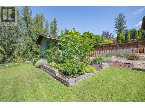 605 Larkspur, Vernon, BC - Outdoor