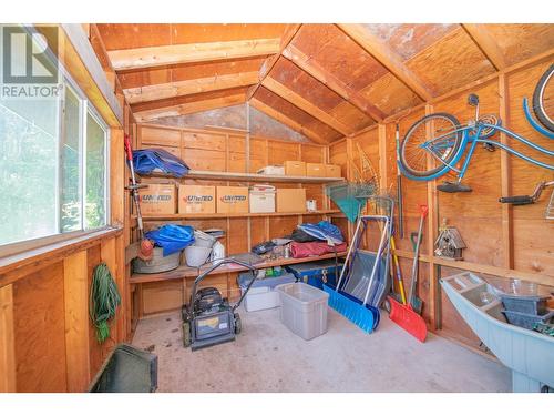 605 Larkspur, Vernon, BC - Indoor Photo Showing Other Room