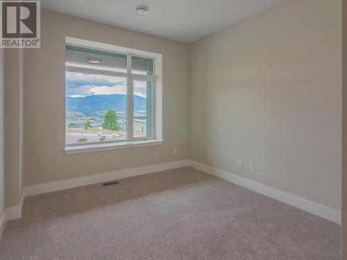 2752 Hawthorn Drive, Penticton, BC - Indoor Photo Showing Other Room