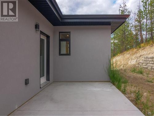 2752 Hawthorn Drive, Penticton, BC - Outdoor With Exterior