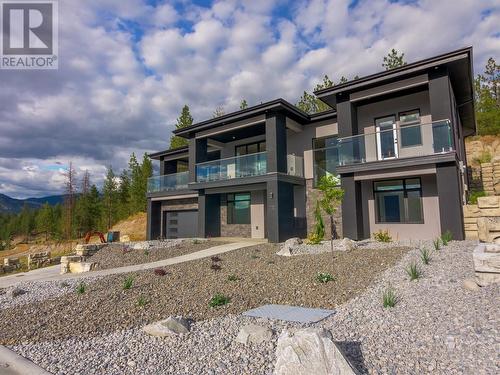 2752 Hawthorn Drive, Penticton, BC - Outdoor