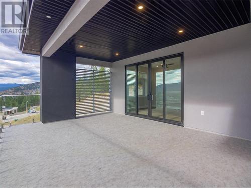 2752 Hawthorn Drive, Penticton, BC - Outdoor With Exterior