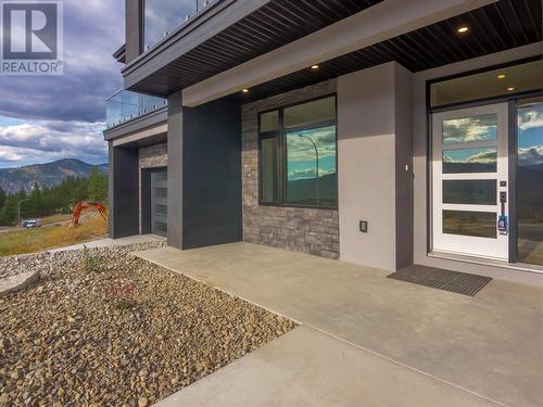 2752 Hawthorn Drive, Penticton, BC - Outdoor With Exterior