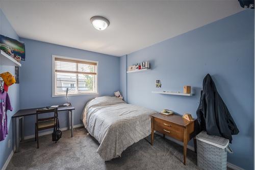 101-2002 Quebec Street, Penticton, BC - Indoor Photo Showing Bedroom