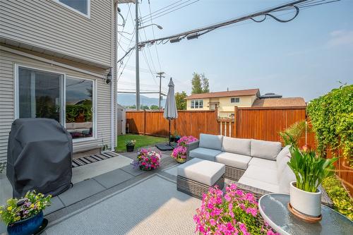 101-2002 Quebec Street, Penticton, BC - Outdoor With Deck Patio Veranda With Exterior