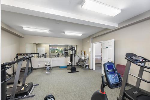 207-1329 Klo Road, Kelowna, BC - Indoor Photo Showing Gym Room