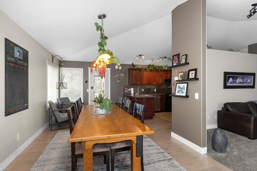 2304 Shannon Heights Place, West Kelowna, BC - Indoor Photo Showing Dining Room