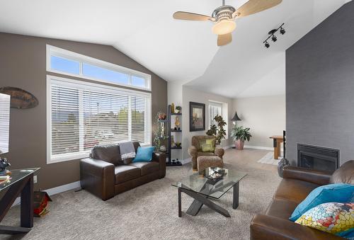 2304 Shannon Heights Place, West Kelowna, BC - Indoor Photo Showing Living Room With Fireplace