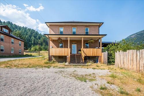 2489 Purdy Road, Castlegar, BC - Outdoor With Deck Patio Veranda