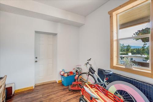 2489 Purdy Road, Castlegar, BC - Indoor Photo Showing Other Room