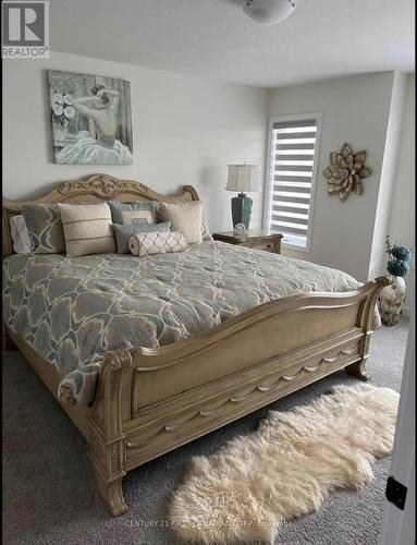 24 - 1781 Henrica Avenue E, London, ON - Indoor Photo Showing Bedroom