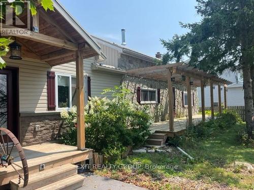 682 Whitney Road, Prince Edward County (Ameliasburgh), ON - Outdoor