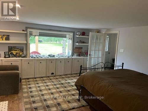 682 Whitney Road, Prince Edward County (Ameliasburgh), ON - Indoor Photo Showing Bedroom