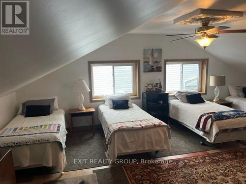 682 Whitney Road, Prince Edward County (Ameliasburgh), ON - Indoor Photo Showing Bedroom