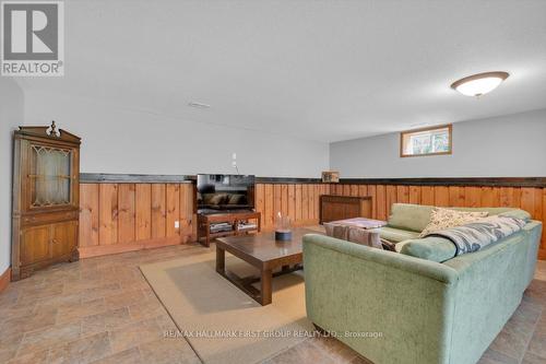 456 Labarge Road, Tweed, ON - Indoor