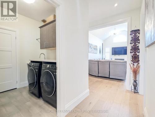 23 Higham Place, Clarington (Bowmanville), ON - Indoor Photo Showing Laundry Room