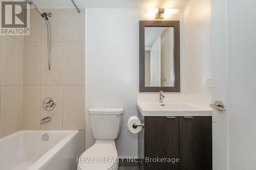 725 - 9 Mabelle Avenue, Toronto (Islington-City Centre West), ON - Indoor Photo Showing Bathroom