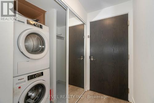 725 - 9 Mabelle Avenue, Toronto (Islington-City Centre West), ON - Indoor Photo Showing Laundry Room